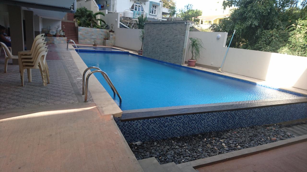 Luxor Appartement Flic-en-Flacq エクステリア 写真